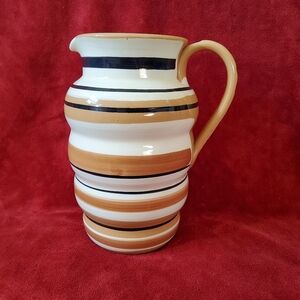 "LA GIOCONDA"  Italian Hand-Painted Stoneware Pitcher 10"